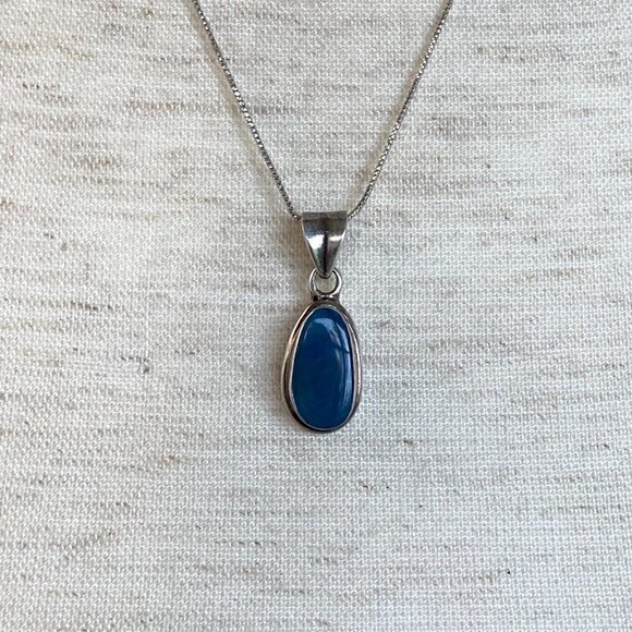 Sterling Silver 925 1.19" Oval Bezel Set Blue Opal Pendant Necklace 18" Chain - Picture 7 of 16